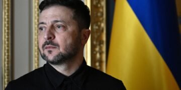 “Наше упрямство им не по калибру”: Зеленский поздравил украинцев с Днем Независимости