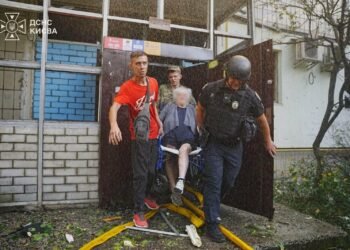 Жертва, п’ятеро постраждалих та врятовані діти: наслідки удару по Києву