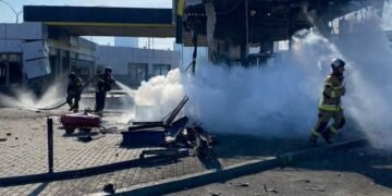 У Києві ворог нищить автозаправки: що буде з пальним