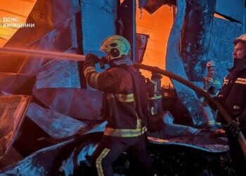 Будинки, авто та ангар: стали відомі наслідки атаки дронів на Київщину
