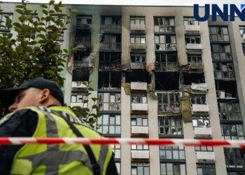 Як виглядає багатоповерхівка в Києві після удару БПЛА рф 1 вересня – фоторепортаж