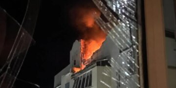 Российский дрон попал в многоэтажный дом в Борисполе. ВИДЕО и ФОТО