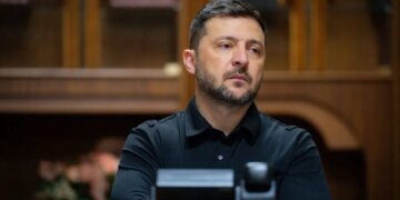 Россия нанесла удары по аэропортам, куда могла прилететь делегация США, – заявление Зеленского