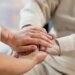 Комиссия должна была прийти оформить уход за 90-летней мамой, а сына в тот же день загребли в армию