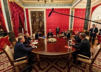 "Київський режим перестав приховувати свою сутність, перезахоронюючи нацистів": путін "відверто" поговорив з Віткоффом і Кушнером