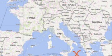 Дроны в Средиземном море подбили российский корабль, на борту которого, предположительно,  оружие для РФ. ФОТО