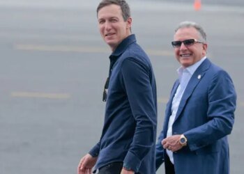 Американских дипломатов по дороге в Киев кормили традиционными блюдами Крыма. ФОТО
