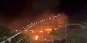 Морские дроны устроили адский прилет в порту Сочи: порт в огне, набережная горит. ВИДЕО