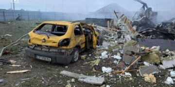 Трое детей среди пострадавших: РФ ударила по жилым домам в Фастовском районе