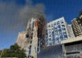 Ворог атакував адмінбудівлю в центрі Одеси: пожежа охопила кілька поверхів, відомо про 5 поранених