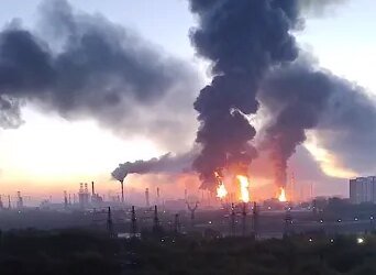 Зеленський підтвердив атаку на важливий об’єкт нафтової промисловості в московському регіоні