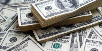 Незаконное обогащение на 10,6 млн грн: депутата с Луганщины обвиняют в растрате больничных средств