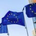 С впервые продлил санкции против России на три года, но исключил из списков олигархов Путина