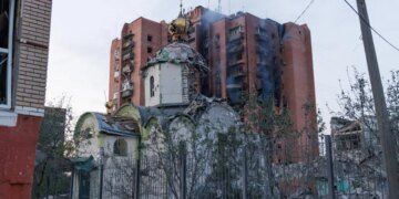 «Русский мир» пришел к храму: в Краматорске авиабомба повредила церковь и жилые дома. ФОТО
