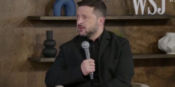 Зеленский «на пальцах» объяснил Белому дому, почему украинские жизни важнее цен на бензин. ВИДЕО