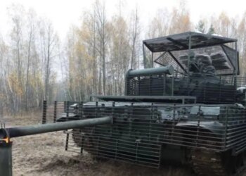 Российский танк пережил 40 ударов БПЛА: почему эру танков на поле боя рано списывать в утиль