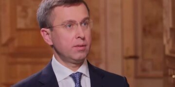 Грошей у бюджеті не вистачає на все: Корецький розповів, які виплати фінансуватимуть у першу чергу, а які затримають