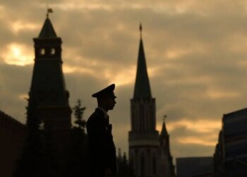 Кремль косит зараза: ключевые фавориты Путина внезапно исчезли  после теста на коронавирус