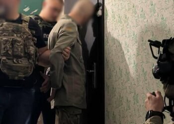 Посварилися через жінку, а він повернувся з рушницею: жорстоке вбивство у Києві