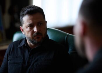 Зеленский рассказал об ударе по заводу, который снабжает оккупантов компонентами для ракет