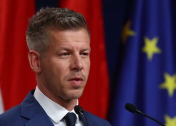 Сибига о выпадах Мадьяра: Орбан ушел, а его политика в Будапеште процветает