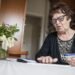Пенсионерам за границей могут остановить выплаты: юрист назвала причину