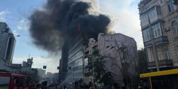 Зеленский подтвердил удар РФ по клинике “Добробут” в Киеве и показал последствия