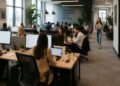 Осінній бізнес-сезон у Києві: кого шукають роботодавці та скільки готові платити