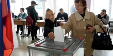 Омбудсмен обратился к украинцам в оккупации из-за российских “выборов” в Госдуму