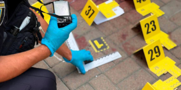 Пролунало понад 20 пострілів: в Києві встановили особу загиблого