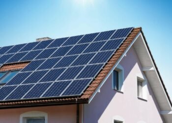 Сонце замість мережі: на Київщині запускають потужну систему