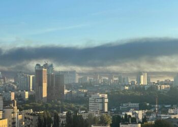 Антициклон держит дым над Киевом: Диденко сказала, когда ветер очистит воздух