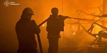 Загиблі, постраждалі та розбір завалів: наслідки нічної атаки на Київщину