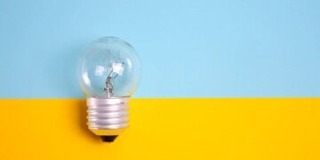 Частину Києва та області перевели на екстрені відключення