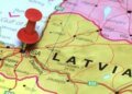 В Латвии партия премьера забирает треть мест в парламенте: что это значит для Украины