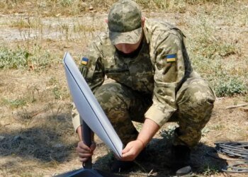 Швидкість Starlink відновлено, до понад 400 км/год – міністр оборони