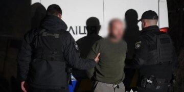 Под кроватью — ружьё, в кармане — марихуана: бывший священник УПЦ МП в Закарпатье убил троих и ранил двух