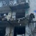Бомбы в четыре утра: Россия убила водителя скорой и ранила 15 человек в Херсоне