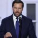“Он очень осторожен”: Джей Ди Вэнс рассказал, что думает о Путине