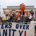 Противники Трампа мобилизуются перед выборами: почему американцев призывают голосовать уже сейчас. ФОТО, ВИДЕО