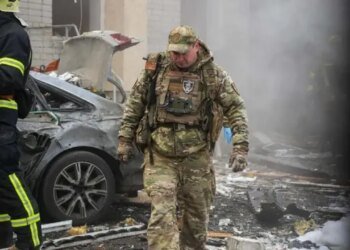 Россияне атаковали Ровенскую область: повреждена гражданская инфраструктура, есть раненые