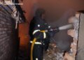 Двое погибших на Хмельнитчине: Россия ударила по жилью и предприятиям, под завалами нашли двух женщин. ФОТО