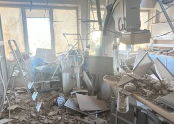 Ворог ударив по операційній Інституту Стражеска в Києві, поранений пацієнт