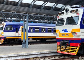 У Києві запускають додаткові рейси міської електрички через ремонт метро та мостів: розклад
