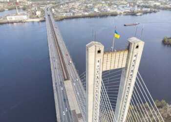 Південний міст у Києві відкрили – кому і як можна їхати