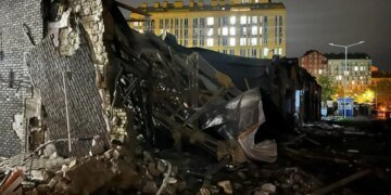 Киев после ночного удара: человек погиб под завалами в Днепровском районе. ФОТО