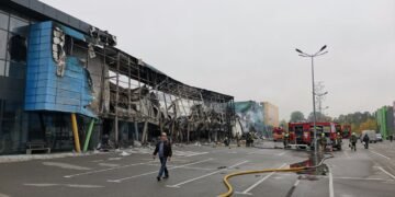 У Києві постраждав магазин Decathlon на Почайній: що з онлайн-замовленнями