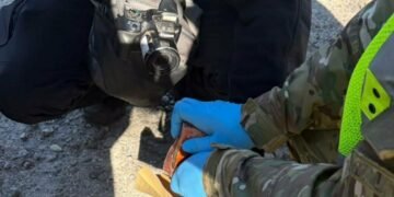Небезпечна знахідка могла опинитися будь-де: у Києві чоловік вибухівку в кишені
