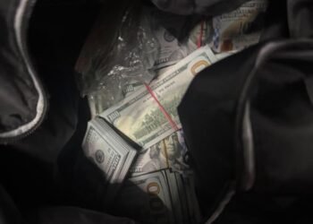 Повідомили про «держзраду» і виманили мільйони: нова шахрайська схема на Київщині