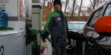 Ціни на АЗС 30 жовтня: скільки коштує бензин, дизель та газ сьогодні